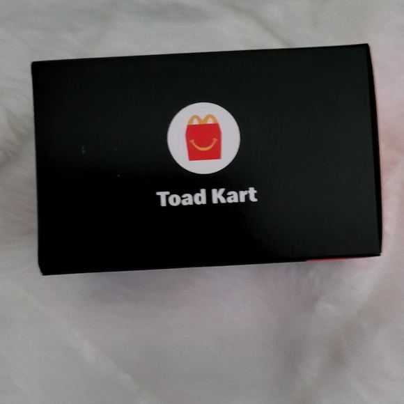 McDonald's 2024 MarioKart 8 Deluxe Nintendo Switch Kid's Toy. - Picture 2 of 2